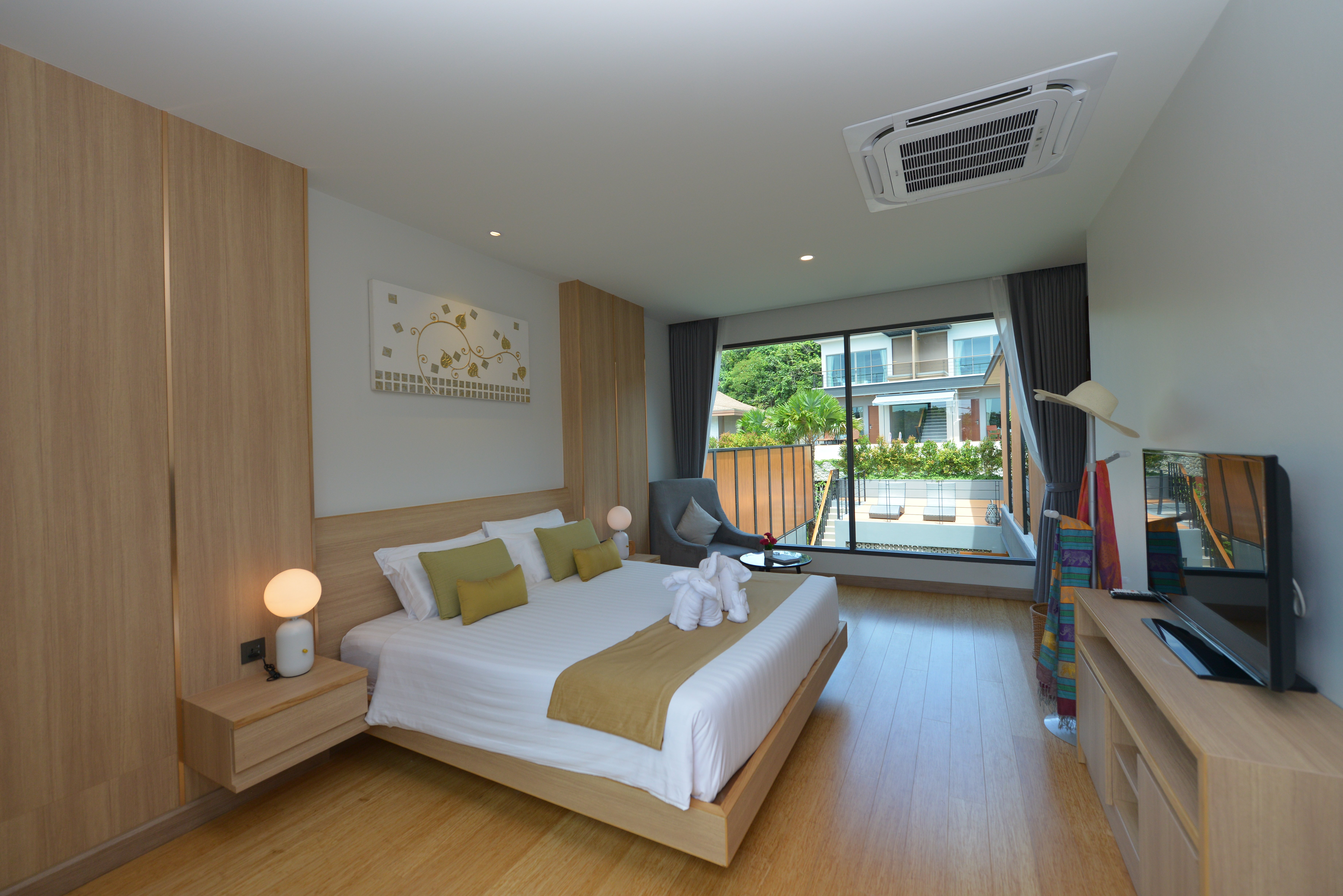 Le Resort and Villas Rawai 13